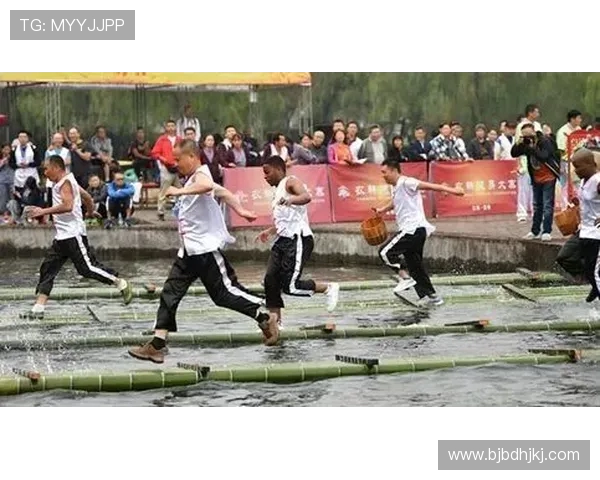 体育旅游线路中的专业教练随团指导